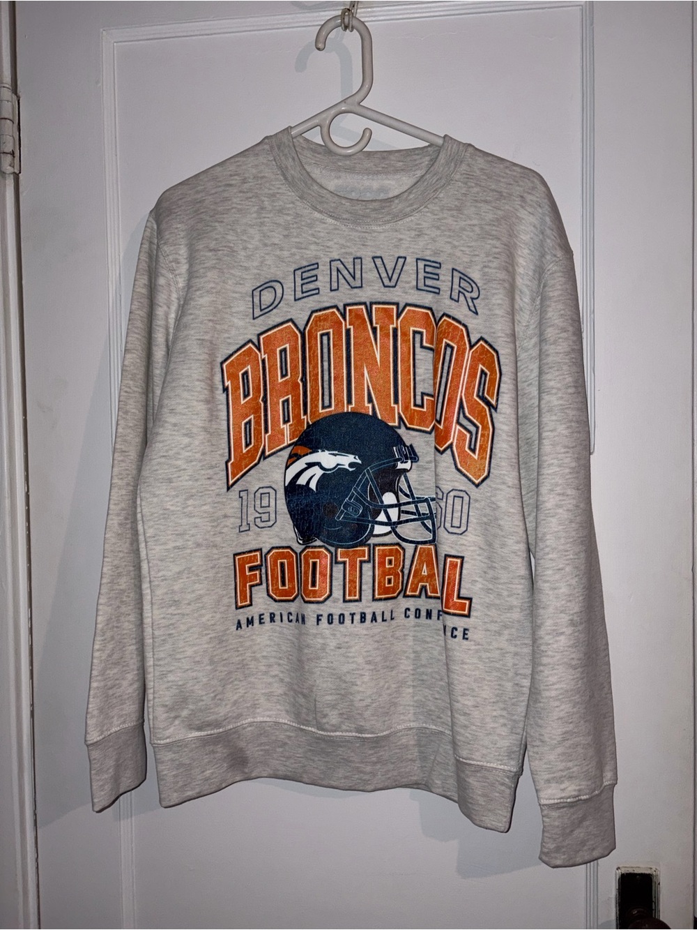 Denver Broncos Gray Graphic Crewneck Sweatshirt S/M